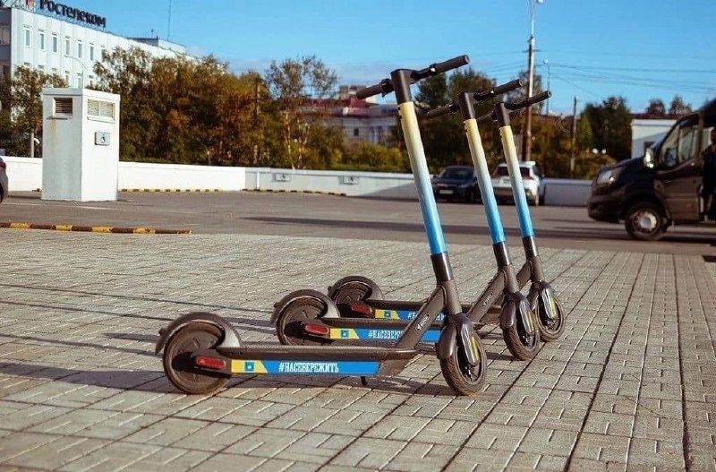 В Мурманске на выходных можно прокатиться на электросамокате со скидкой