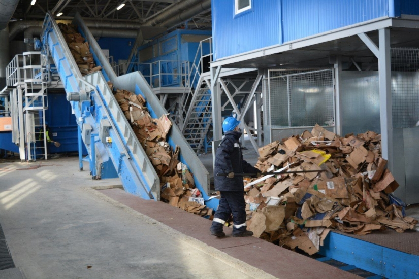 Больше 700 тонн ТКО направили на сортировку в мурманском Экотехнопарке за 2023 год