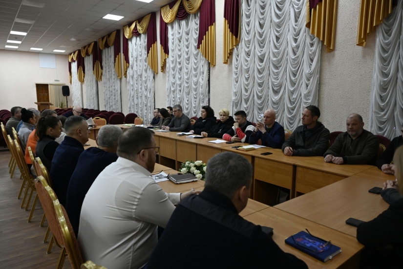 В администрации муниципалитета прошел традиционный «коммунальный час»