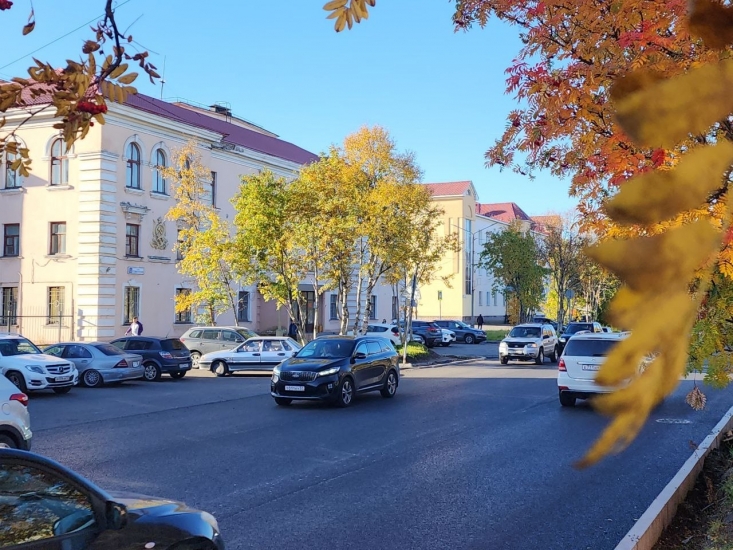 Дорога шире!