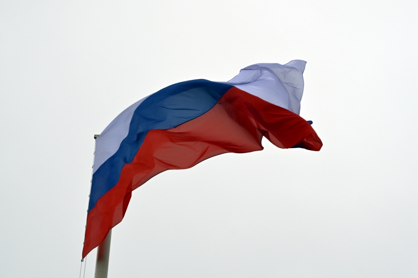 С Днем флага РФ!