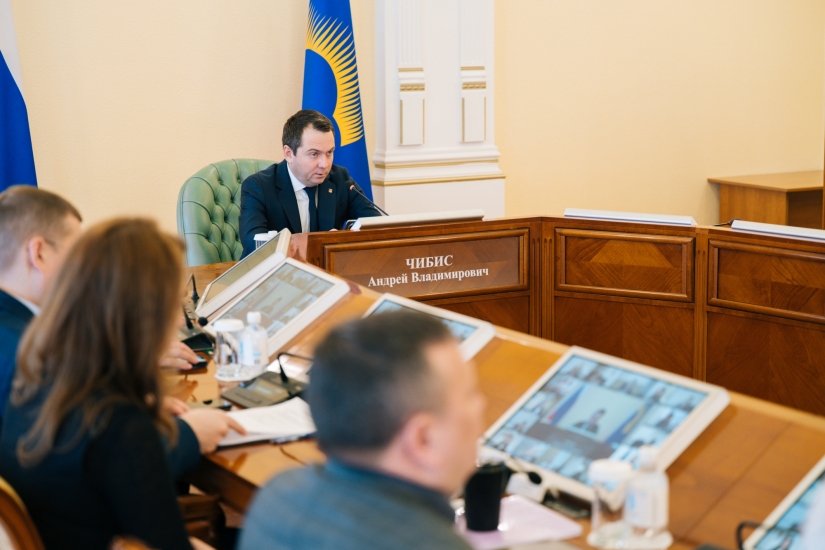 Глава региона Андрей Чибис подвел итоги VI Международного Арктического форума
