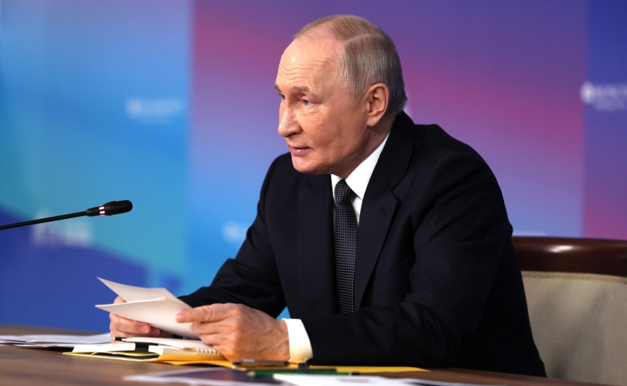 Владимир Путин поблагодарил воинов-североморцев за мужество