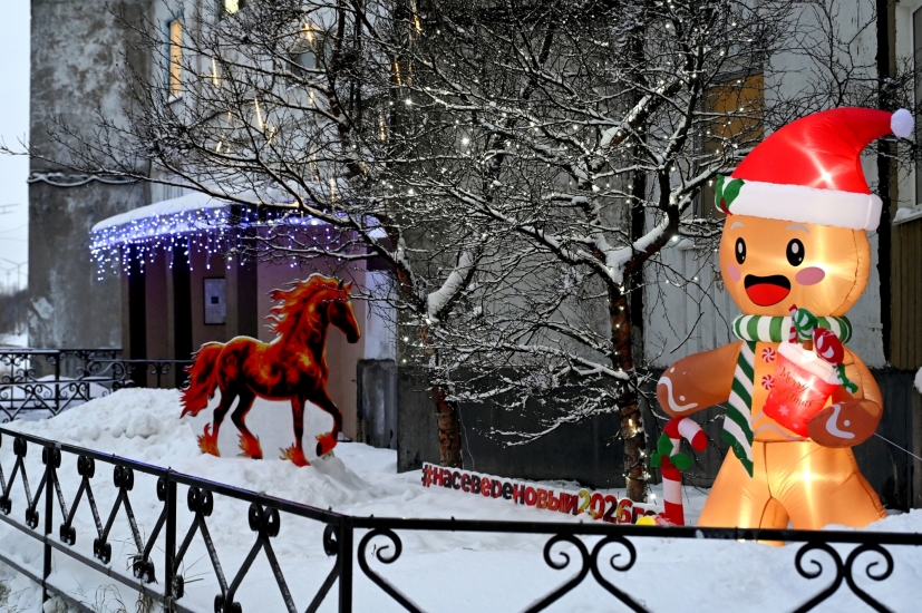 Завтра завершится прием заявок на участие в муниципальном конкурсе праздничного украшения